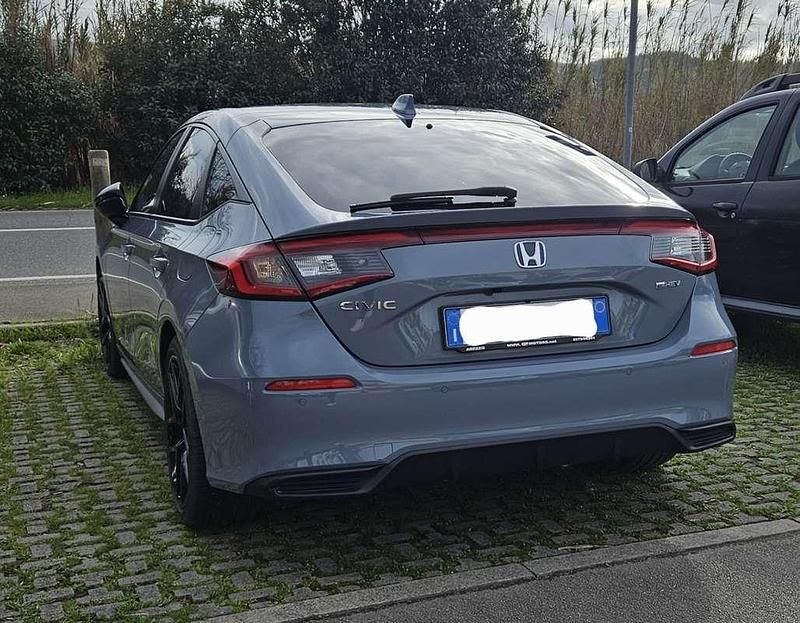 Usata Honda Civic Sport 143 CV (105 kW) 2023 Grigio Berlina