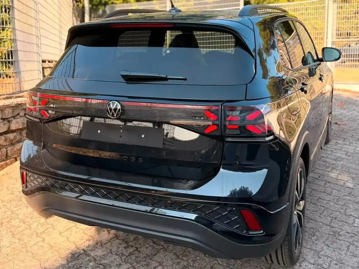 Nuova VW T-Cross R-line 116 CV (85 kW) 2026 Nero SUV