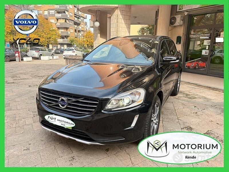 Usata Volvo XC60 Momentum 180 CV (132 kW) 2014 Nero SUV