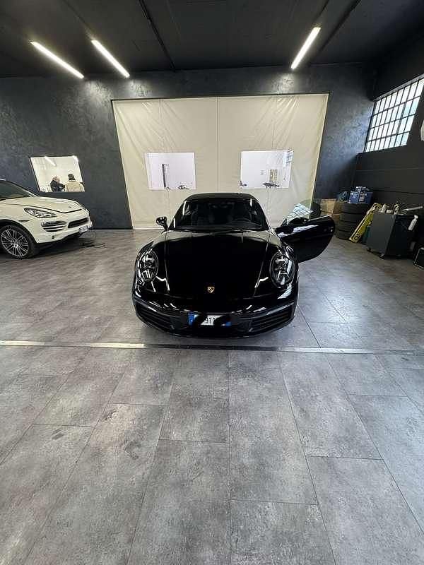 Usata Porsche 911 Carrera Cabriolet 385 CV (283 kW) 2021 Nero Cabrio