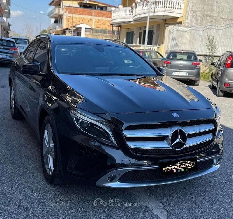 Usata Mercedes GLA200 AMG 136 CV (100 kW) 2016 Nero SUV