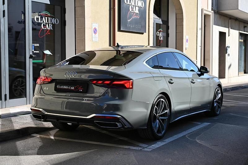 Usata Audi A5 Ambiente 203 CV (149 kW) 2022 Grigio Berlina