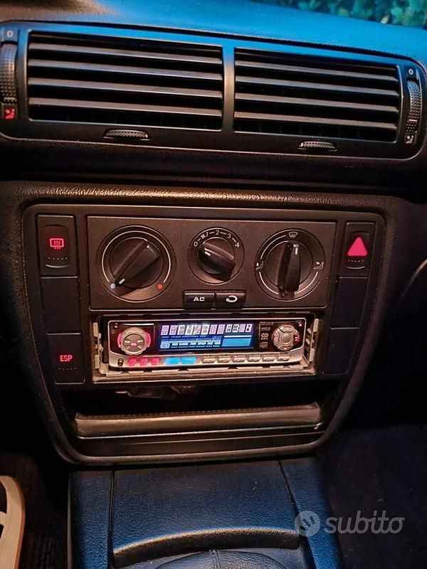 Usata VW Passat 110 CV (80 kW) 2003 Grigio Berlina