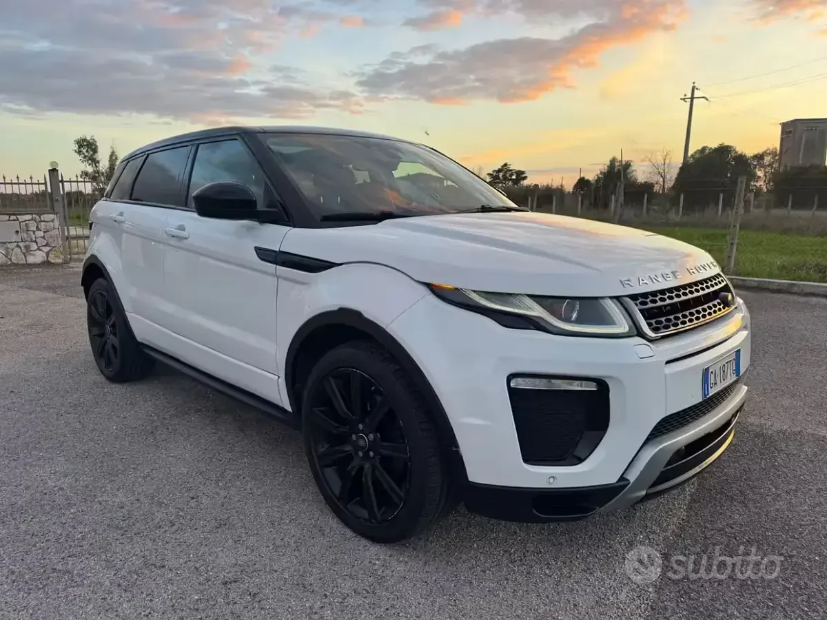 Usata Land Rover Range Rover evoque Pure 179 CV (131 kW) 2017 Bianco Station wagon