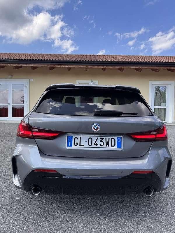 Usata BMW 118 M Sport 150 CV (110 kW) 2023 Grigio Utilitaria