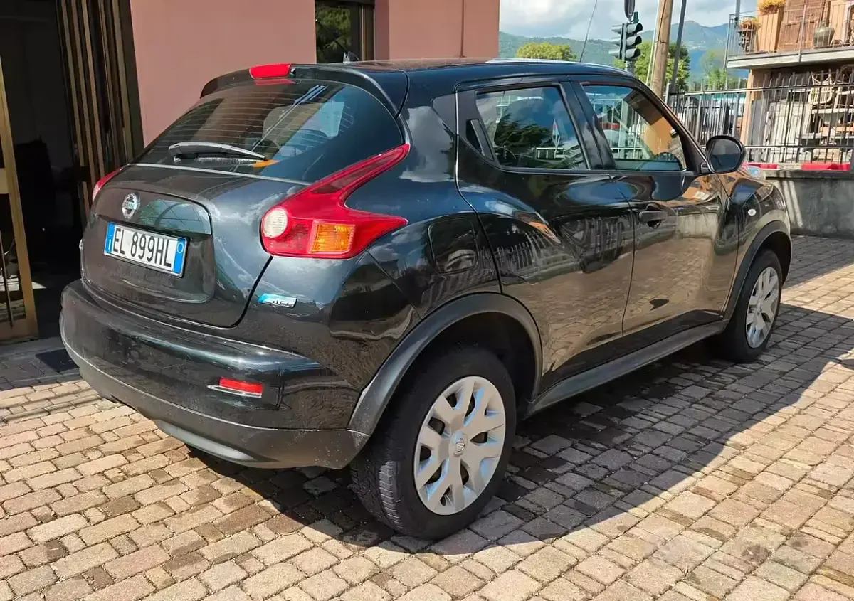 Usata Nissan Juke 110 CV (80 kW) 2012 Nero SUV