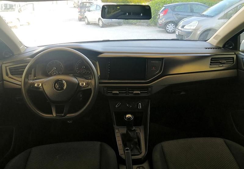 Usata VW Polo 65 CV (47 kW) 2019 Argento Utilitaria