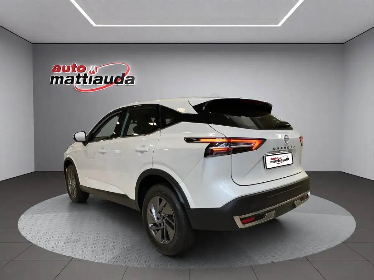 Nuova Nissan Qashqai Acenta 140 CV (102 kW) 2025 White pearl SUV