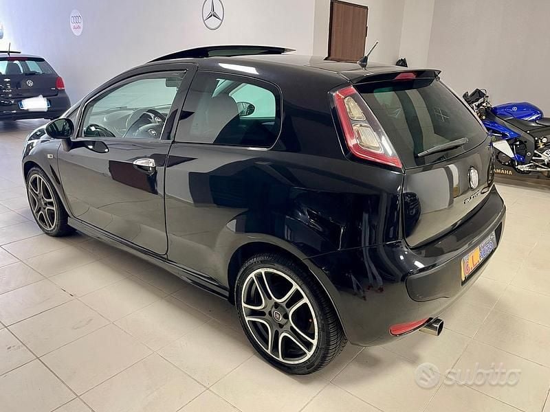 Usata Fiat Punto Evo Sport 95 CV (69 kW) 2011 Nero Utilitaria