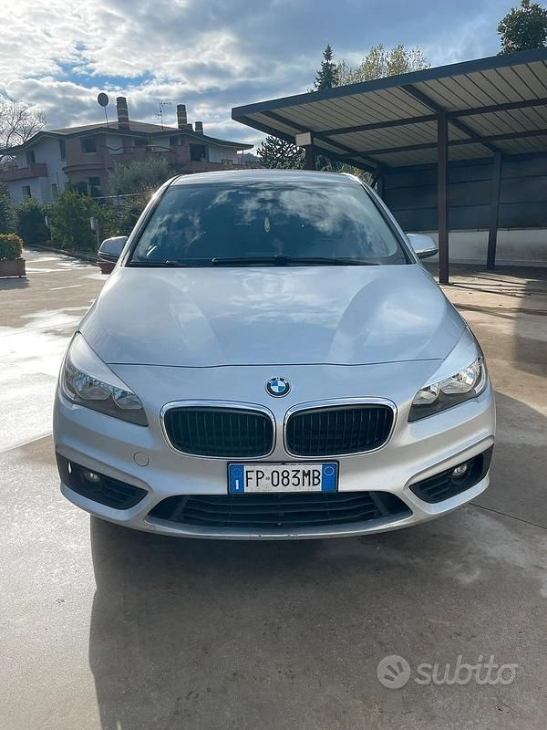 Grigio Usata 2018 BMW 218 Active Tourer Monovolume | 12.500 € (Ottimo prezzo) - Immagine 1/4