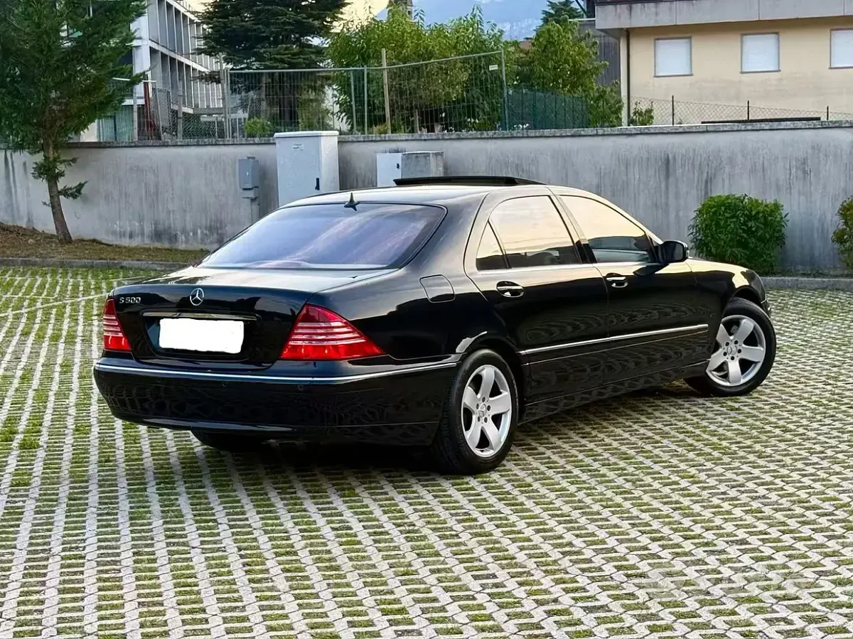 Usata Mercedes S500 306 CV (225 kW) 1999 Nero Berlina