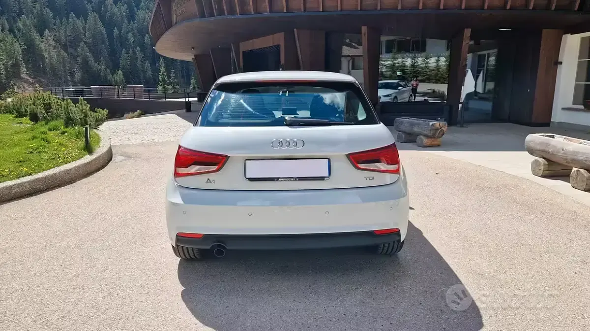 Usata Audi A1 90 CV (66 kW) 2017 Bianco Utilitaria