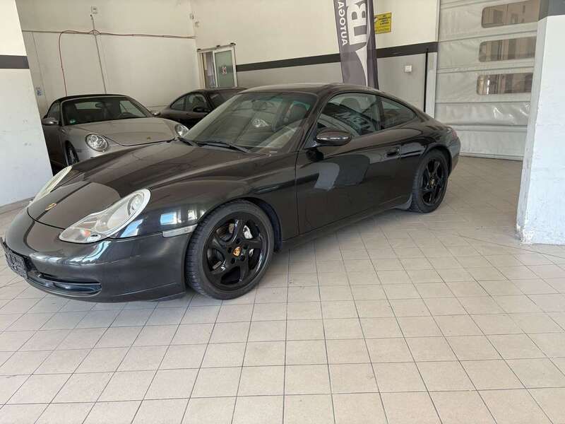 Usata Porsche 911 Carrera 4 300 CV (220 kW) 1999 Nero Coupé
