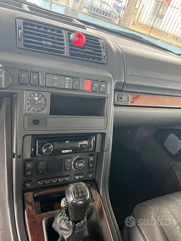 Usata Land Rover Range Rover 136 CV (100 kW) 1998 Grigio SUV