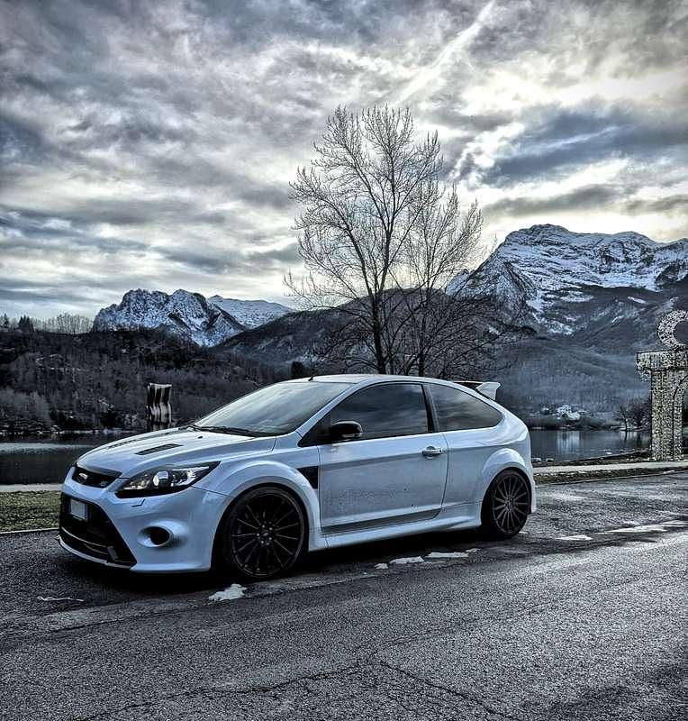 Usata Ford Focus RS 305 CV (224 kW) 2011 Berlina