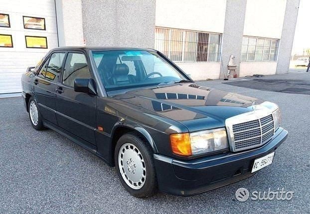 Usata Mercedes 190 203 CV (149 kW) 1990 Nero Berlina