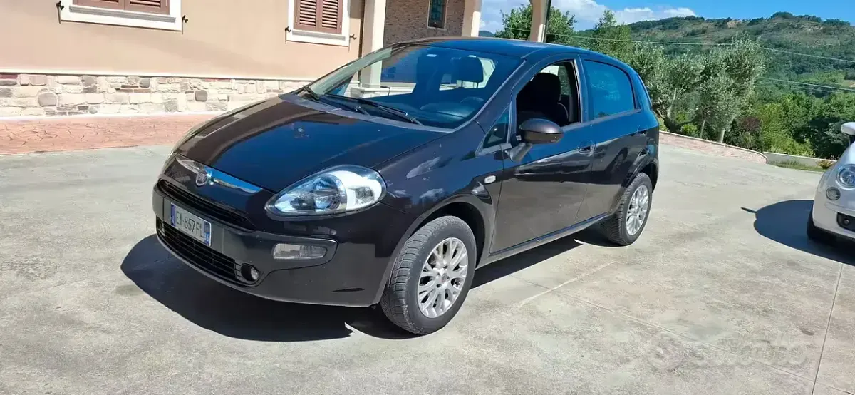 Usata Fiat Punto Evo Active 70 CV (51 kW) 2010 Nero Utilitaria