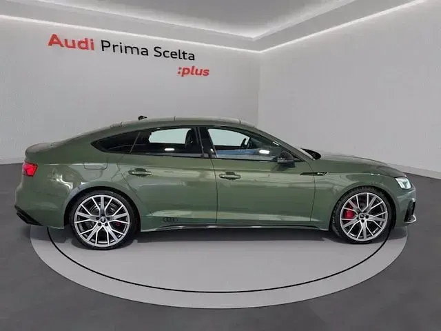 Gebraucht Audi A5 Sportback S-Line 204 PS (150 kW) 2024 Grün Kleinwagen
