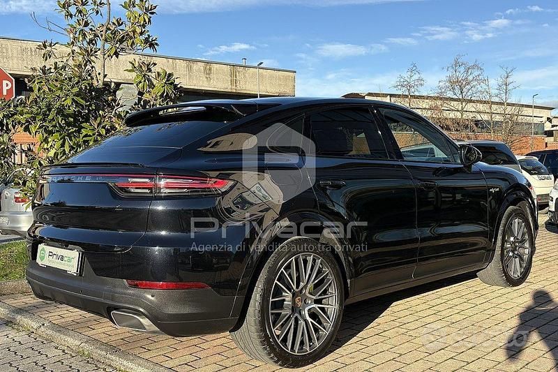 Usata Porsche Cayenne 340 CV (250 kW) 2021 Nero SUV