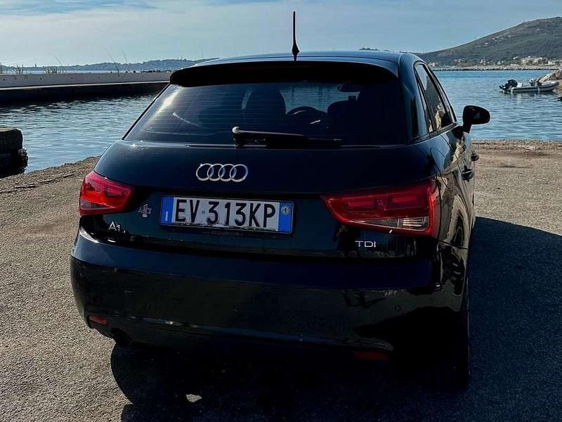 Usata Audi A1 Sportback Attraction 90 CV (66 kW) 2014 Nero Utilitaria