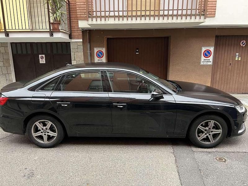 Usata Audi A4 Business 150 CV (110 kW) 2020 Berlina