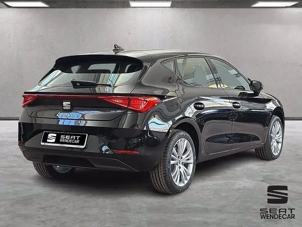 Nuova Seat Leon Business 116 CV (85 kW) 2026 Nero midnight  nero midnight Berlina