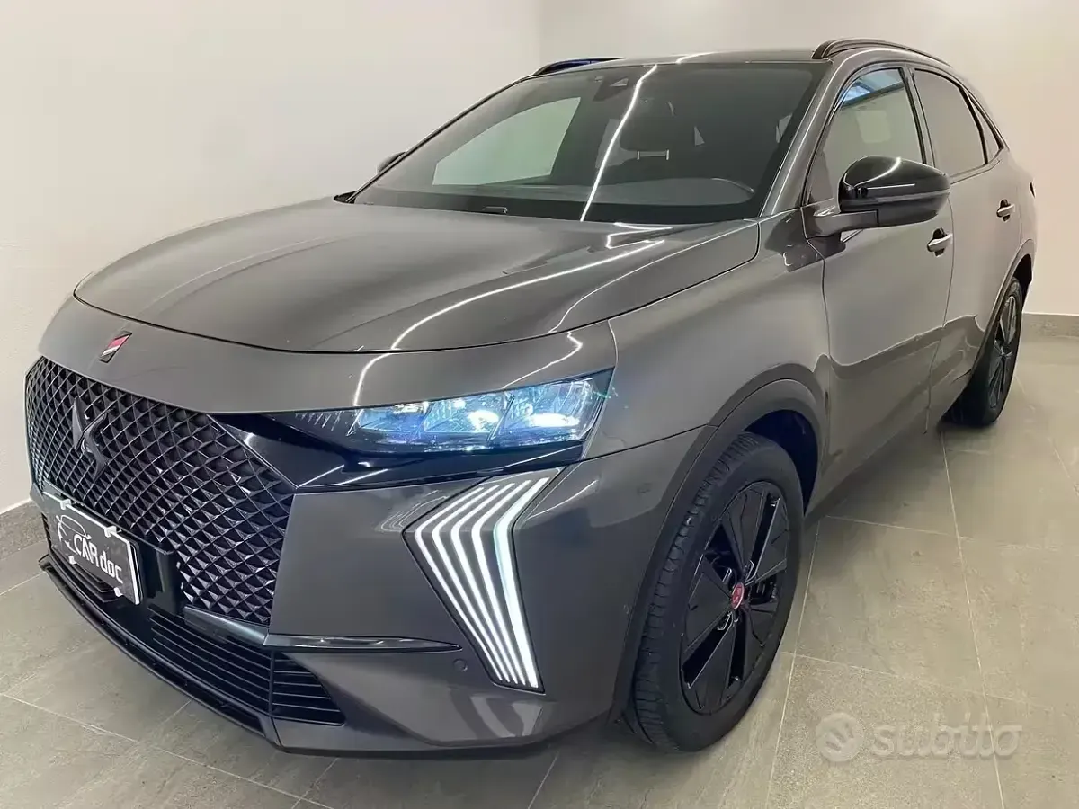 Usata DS Automobiles DS7 Crossback Performance 131 CV (96 kW) 2023 Grigio SUV
