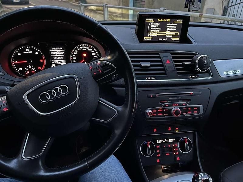 Usata Audi Q3 Design 150 CV (110 kW) 2015 Nero SUV