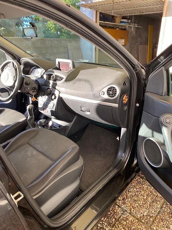 Usata Renault Clio II 2009 Nero Berlina