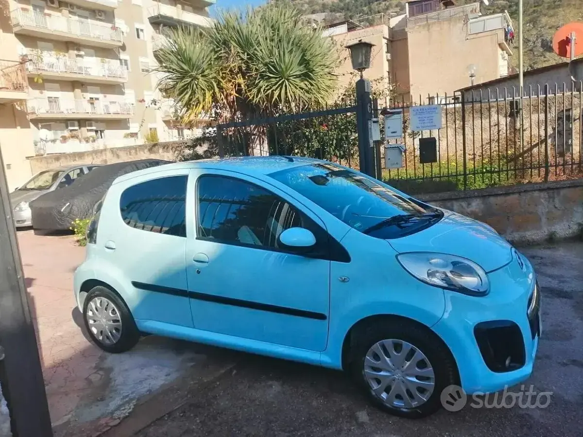Gebraucht Citroën C1 69 PS (50 kW) 2014 Blau Kleinwagen