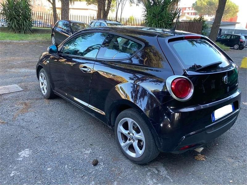 Usata Alfa Romeo MiTo Distinctive 79 CV (58 kW) 2017 Nero Utilitaria