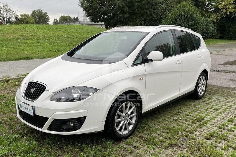 Usata Seat Altea XL Style 105 CV (77 kW) 2012 Bianco Monovolume
