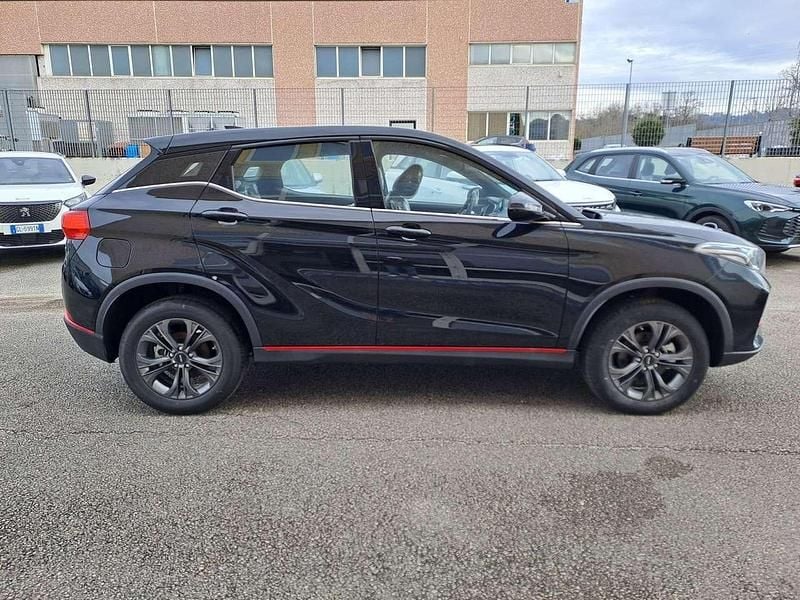 Nuova DFSK Glory 500 106 CV (77 kW) 2025 Nero SUV