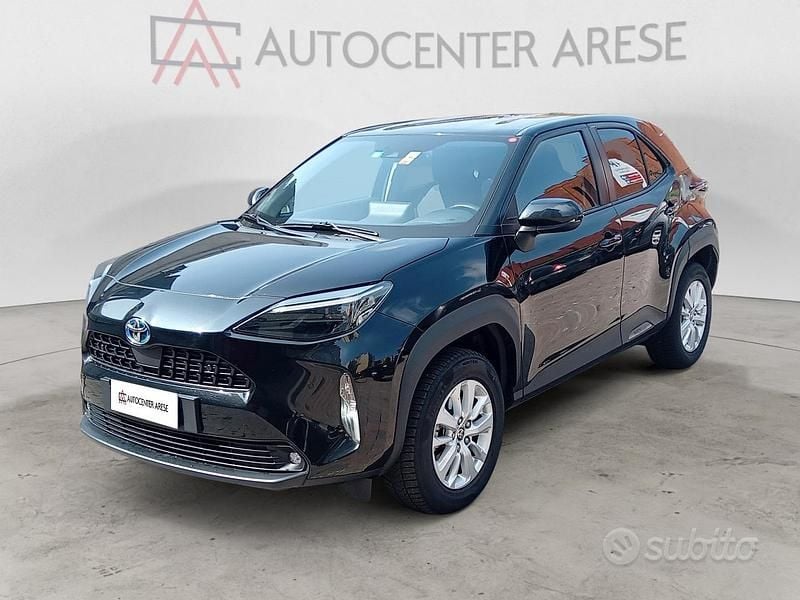 Second-hand Toyota Yaris Cross Business Edition 116 CP (85 kW) 2022 SUV