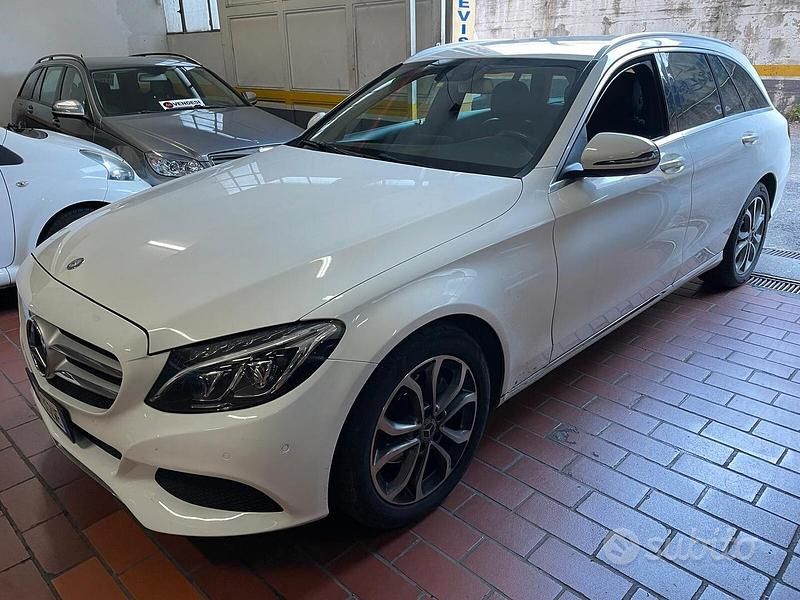 Usata Mercedes C200 Premium 135 CV (99 kW) 2017 Bianco Station wagon