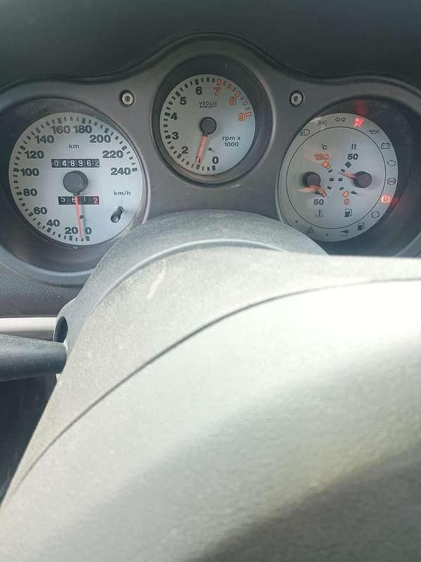 Usata Fiat Barchetta 131 CV (96 kW) 2003 Grigio Cabrio