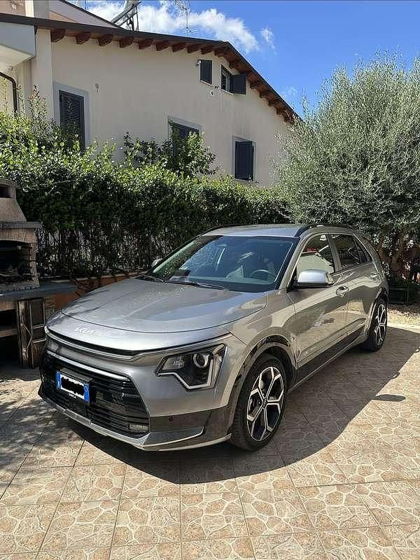 Usata Kia Niro 105 CV (77 kW) 2022 Grigio SUV