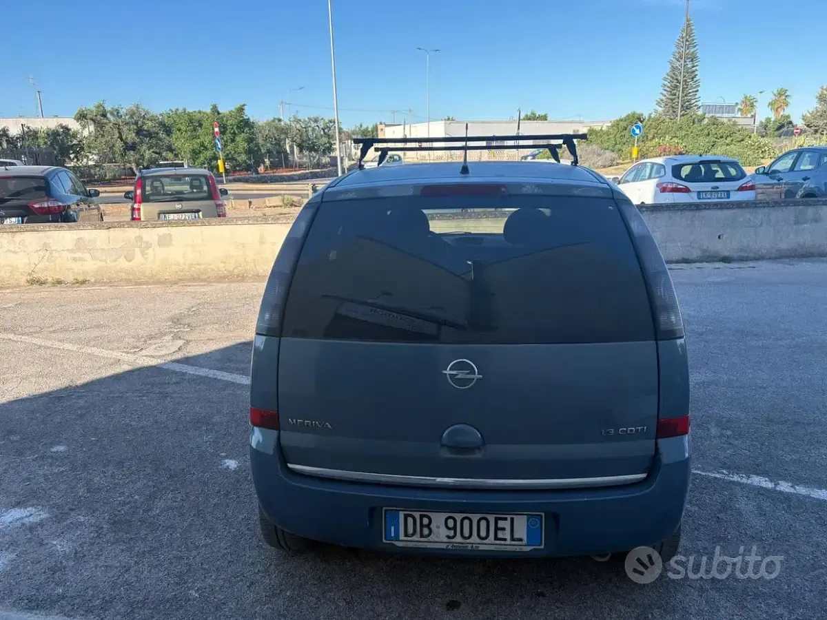 Usata Opel Meriva Cosmo 75 CV (55 kW) 2006 Blu Monovolume
