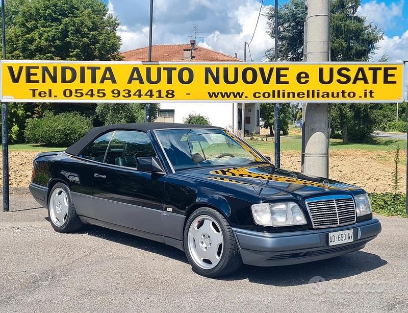 Usata Mercedes E200 Sportline 136 CV (100 kW) 1993 Nero Cabrio