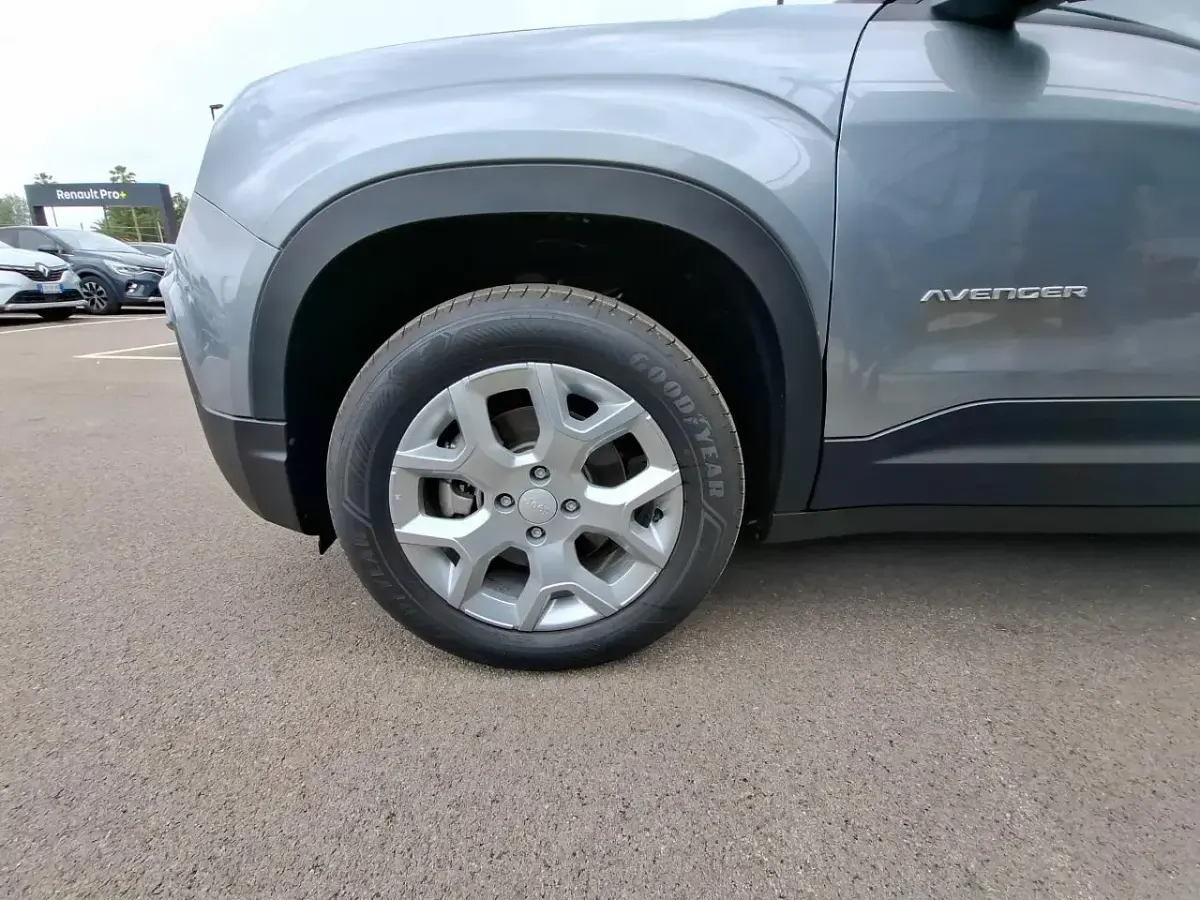 Nuova Jeep Avenger Altitude 110 CV (80 kW) 2026 Grigio SUV