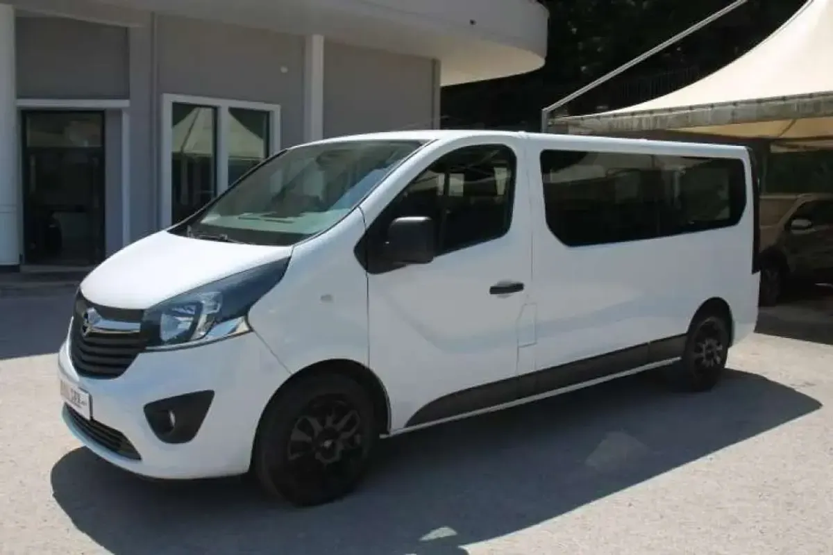 Usata Renault Trafic 120 CV (88 kW) 2019 Bianco Monovolume