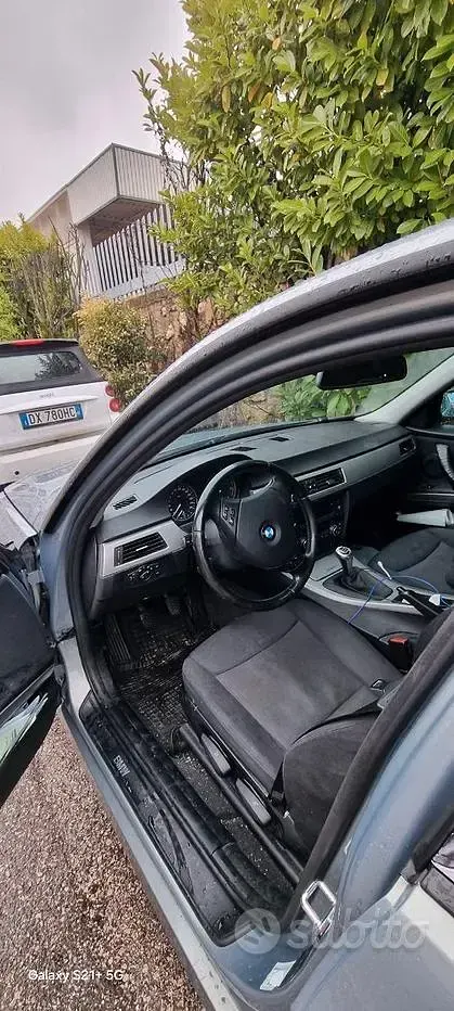 Usata BMW 318 122 CV (89 kW) 2007 Grigio Berlina
