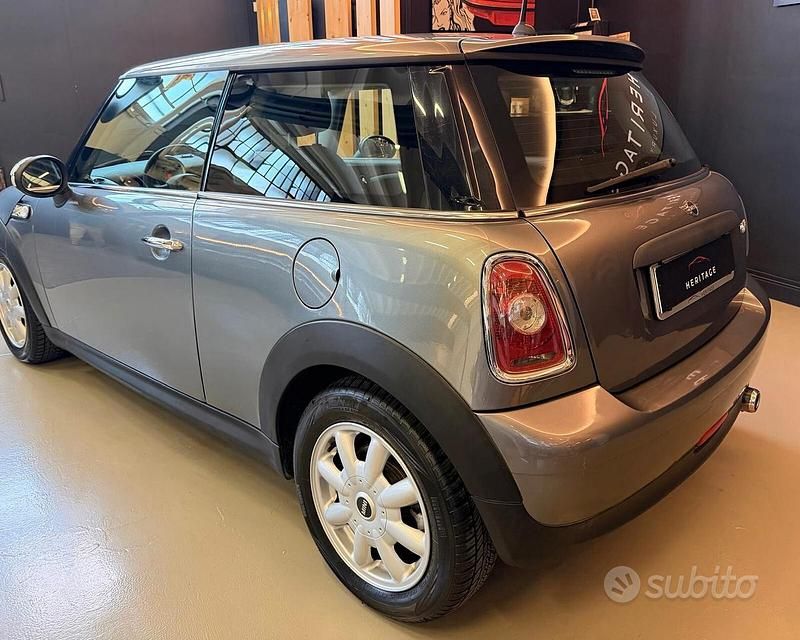 Usata Mini ONE 89 CV (65 kW) 2006 Grigio Utilitaria