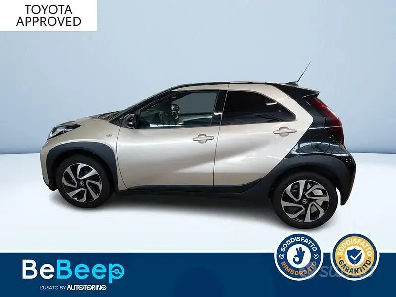 Usata Toyota Aygo X Trend 72 CV (52 kW) 2024 Nero metallizzato SUV