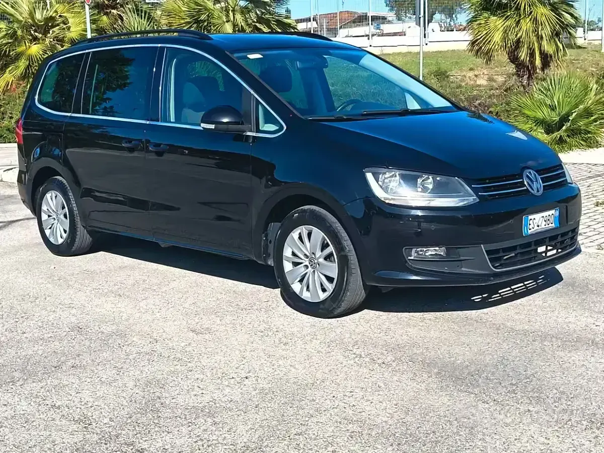 Usata VW Sharan Highline 140 CV (102 kW) 2013 Nero Monovolume