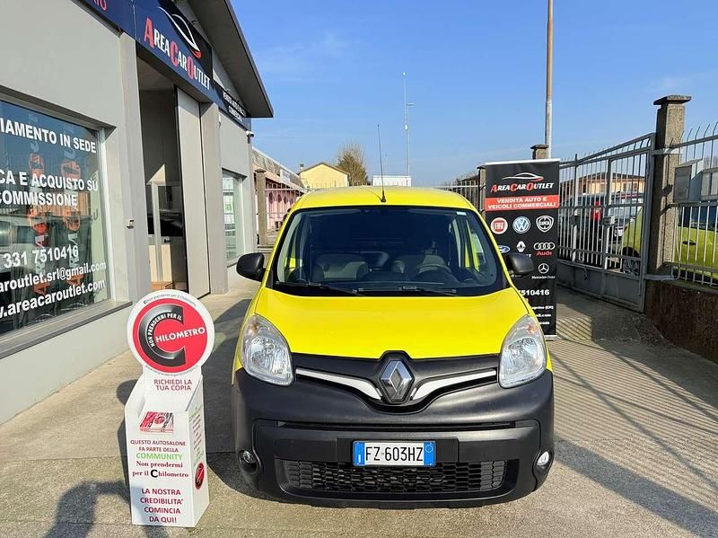 Usata Renault Kangoo 110 CV (80 kW) 2019 Giallo 387 Monovolume