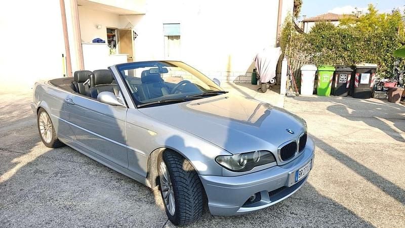 Usata BMW 318 Cabriolet 143 CV (105 kW) 2004 Cabrio