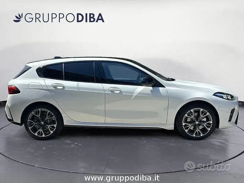 Nuova BMW 118 Efficient Dynamics 2026 Bianco Utilitaria