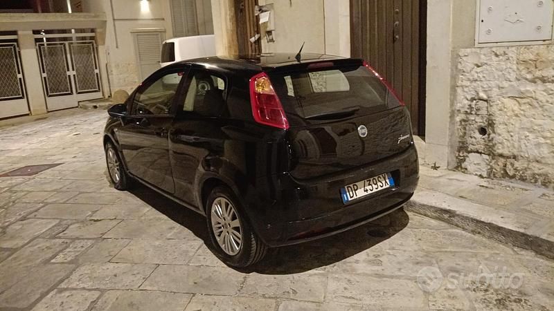 Brugt Fiat Punto 90 HK (66 kW) 2008 Sort Hatchback