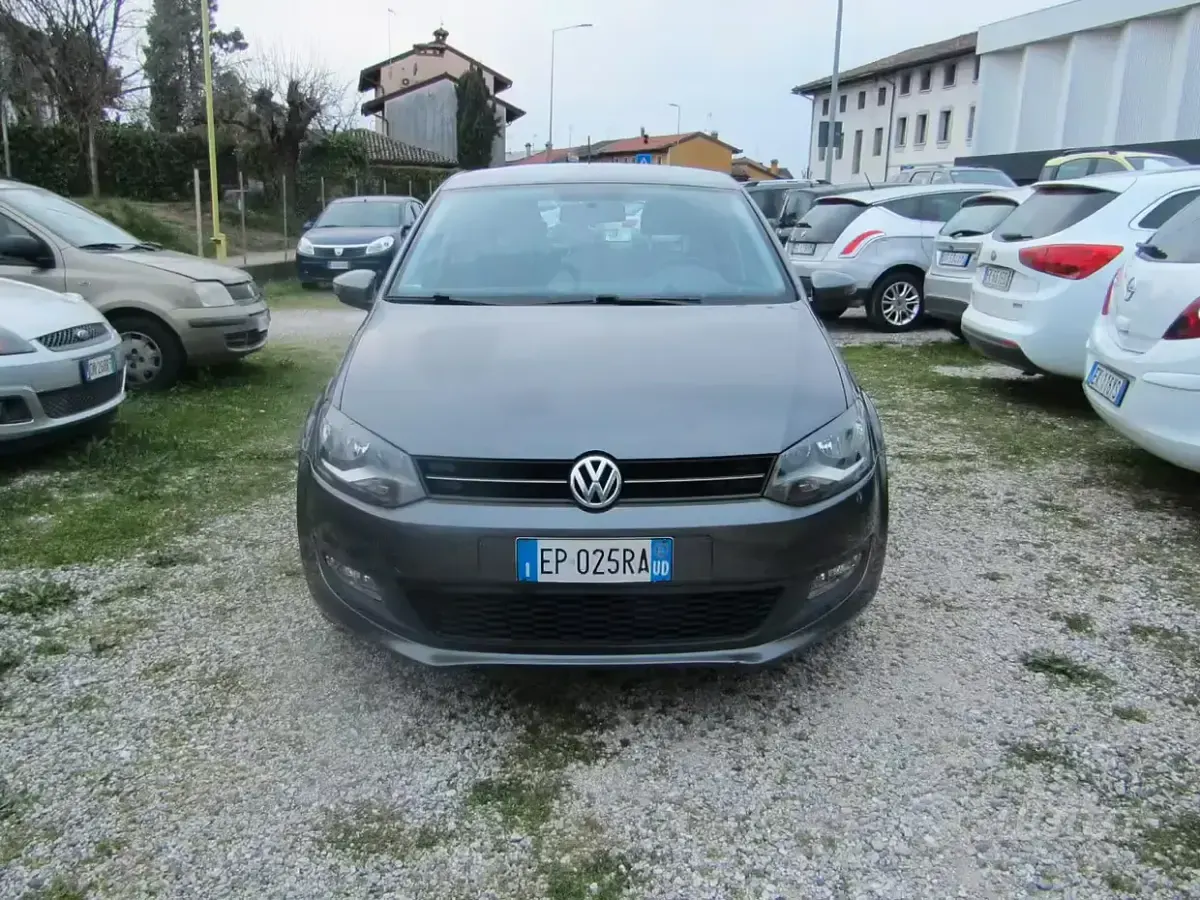 Usata VW Polo 75 CV (55 kW) 2013 Grigio Utilitaria